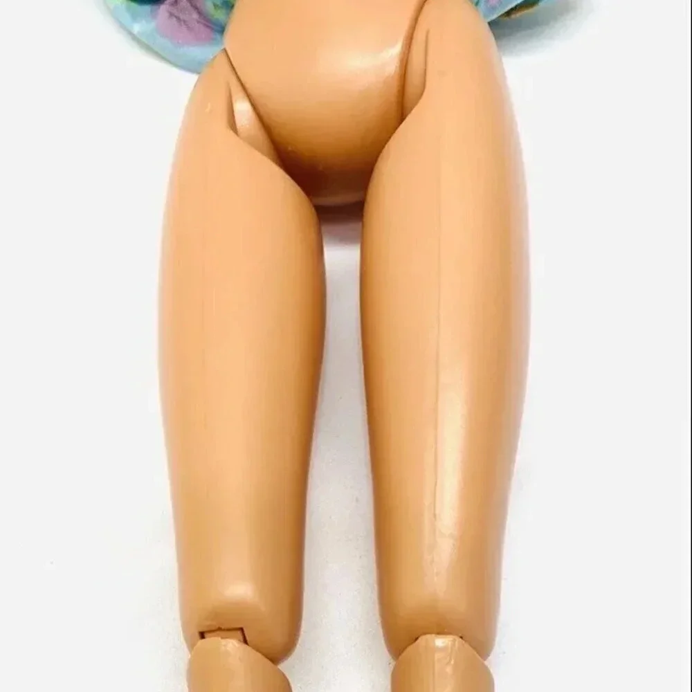 MATTEL BARBIE Doll Blond Hair Articulated Elbow Knees Earrings Dress 12